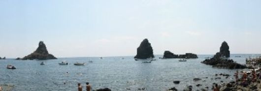 Aci Trezza